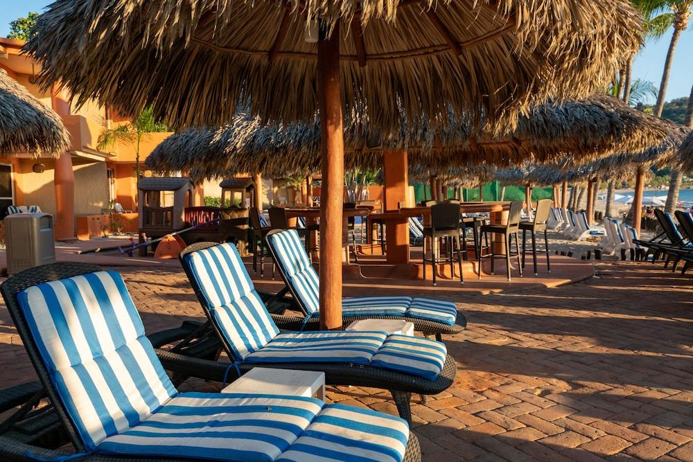 Hotel Villa Mexicana Zihuatanejo Exteriör bild